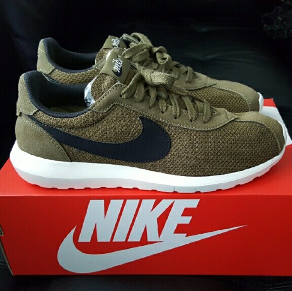 Mens Nike roshe ld 1000