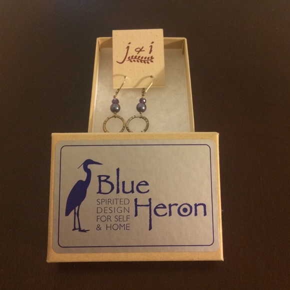 MAINE made Earrings - Picture 4 of 4