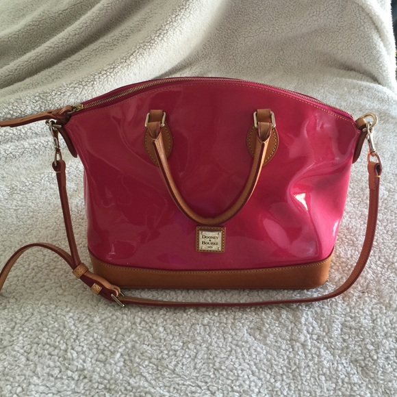 Dooney & Bourke patent leather purse