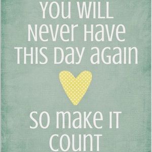 Meet your Posher, Claire