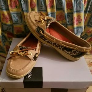 Cheetah print Sperry's