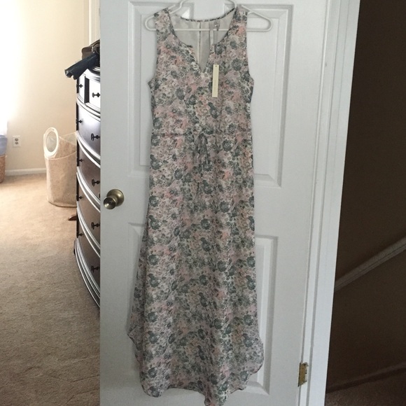 NWT LC Floral Maxi Dress