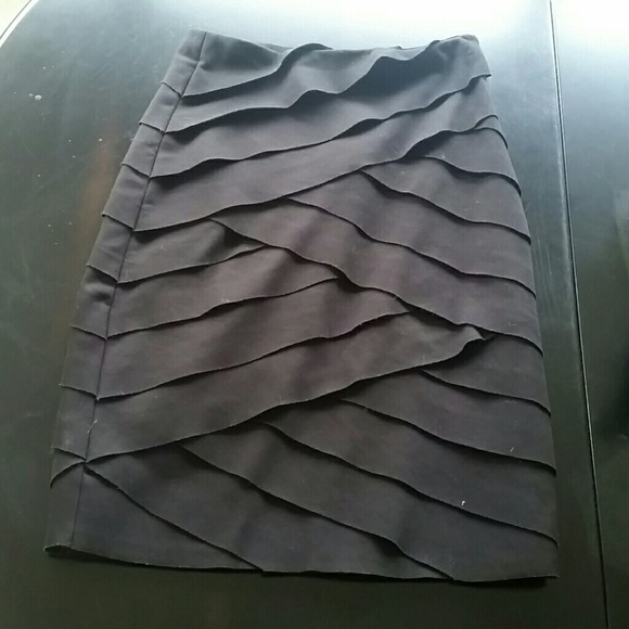 White House Black Market- Instantly slimming skirt