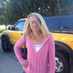 Meet your Posher, Rose