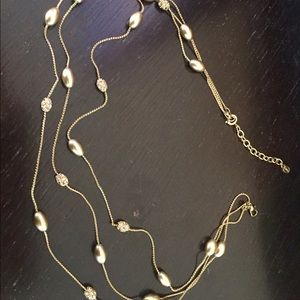 Monet necklace