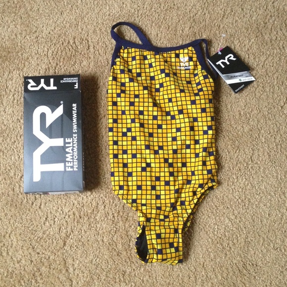 TYR swimsuit size 26 NWT