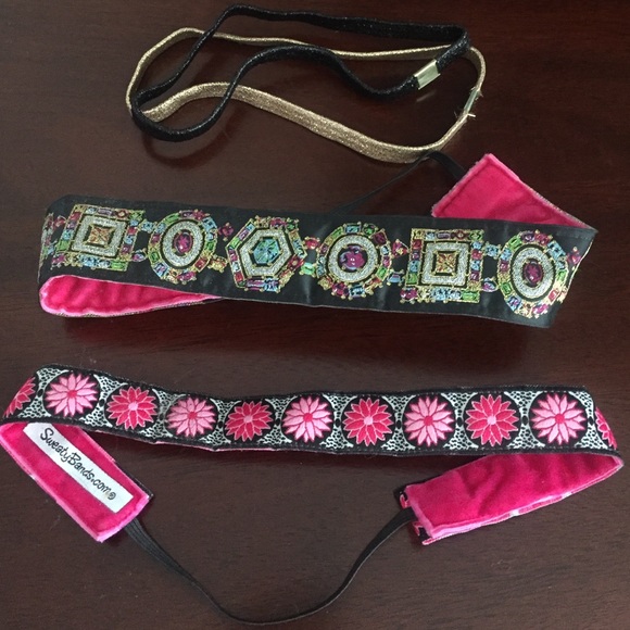 2 Sweaty Bands + 2 bonus elastic headbands