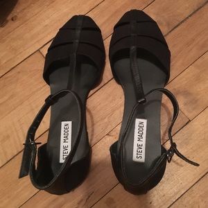 Steve Madden black flats