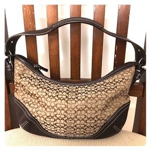 Coach small signature hobo