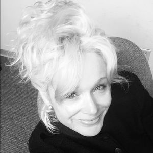 Meet your Posher, April