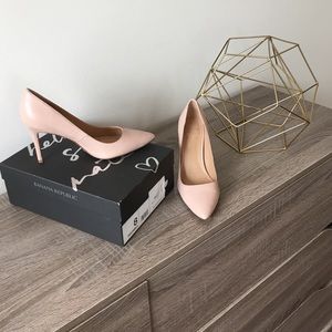 Banana Republic Delphine Pumps