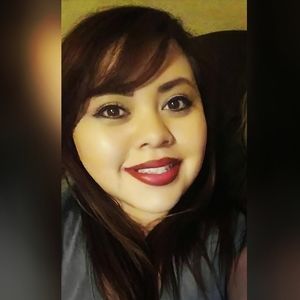 Meet your Posher, Yvette