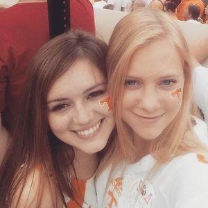 Meet your Posher, Ema