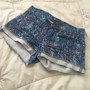 Pattern Levi's Cut Off Shorts Sz 4