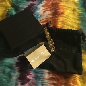 Michael Kors Buckle Bracelet