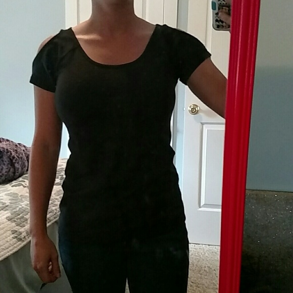 Black t- shirt