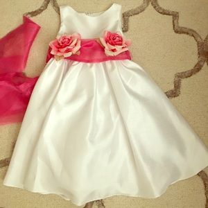 White flower girl dress
