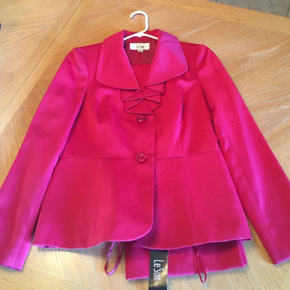 Other - Bordeaux Red Le Suit size 8 pants/Jckt with tags
