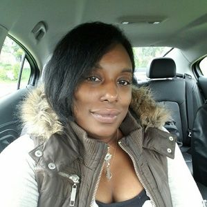 Meet your Posher, Cassandra