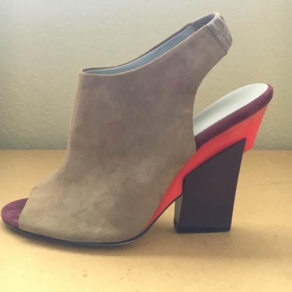 Calvin Klein Suede Open Ten Booties Size 9