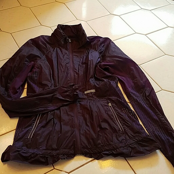 Lululemon running jacket