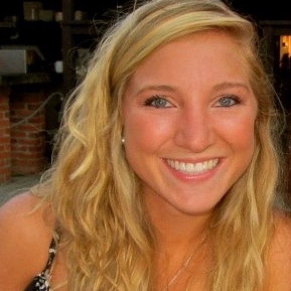 Meet your Posher, Paige - Picture 1 of 1