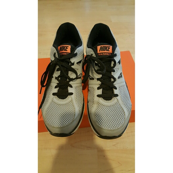 Nike dual fuaionlite size 8