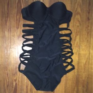 NWOT Rosegal Swimsuit With Cut Outs