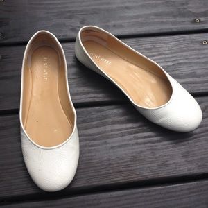 White Nine West ballet flats