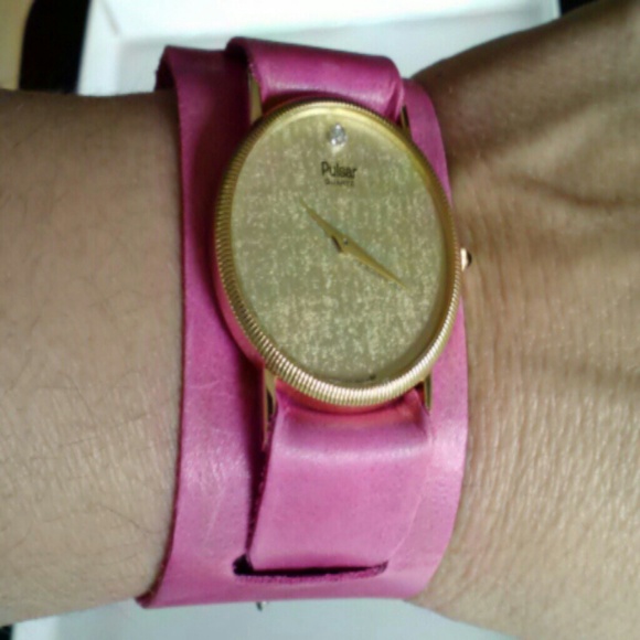 Watch on pink leather band main image 4