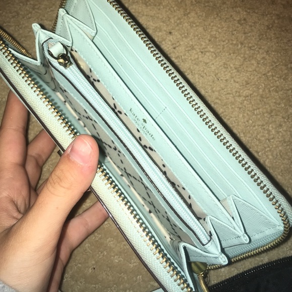 Kate Spade Wallet! - Picture 3 of 3