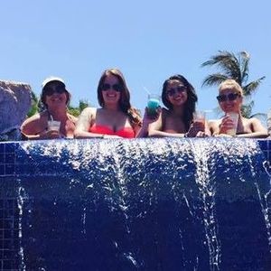 Meet your Posher, Ann