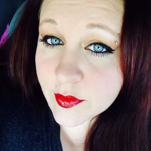 Meet your Posher, Krystal