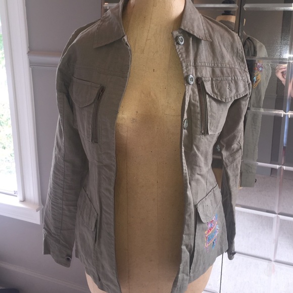 Army green khaki jacket with detail