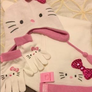 Hello Kitty Scarf, beanie and gloves.