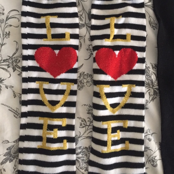 🌻 Assorted Long Socks 🌻 - Picture 2 of 3