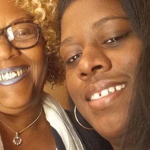 Meet your Posher, Gay