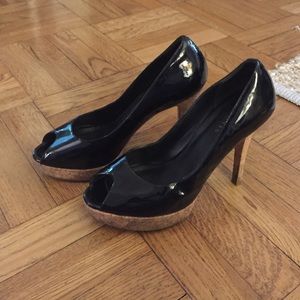 Cole haan size 8.5 cork platform patent pump