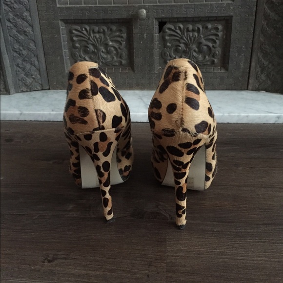 Pony-haired. Leopard. Platform. Pumps. - Picture 3 of 4