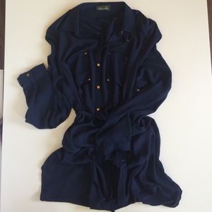 Detailed 'men's shirt' dress but silky and flowy