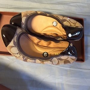 New Coach flats - signature khaki chestnut 9M
