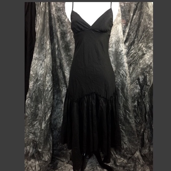 ✨Romantic F21 black dress- small ✨