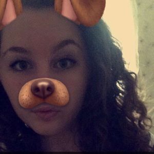 Meet your Posher, Hayley
