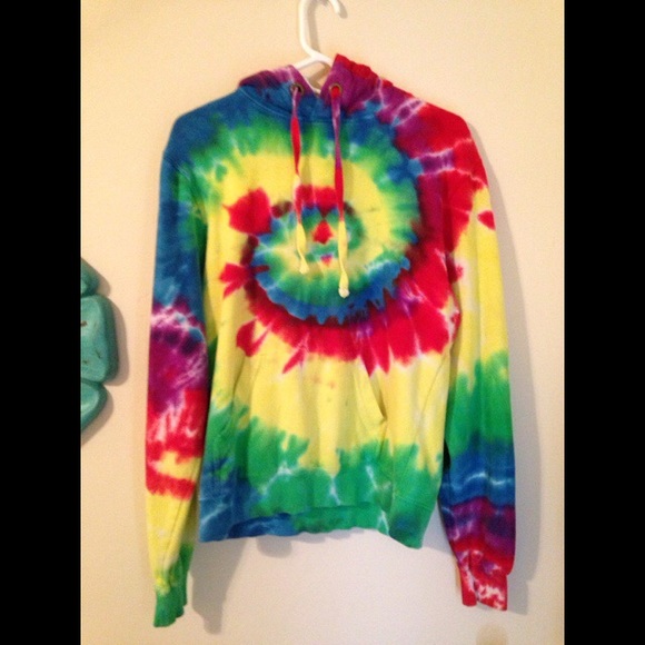 tie dye hoodie