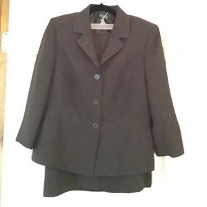 Suit - jacket and skirt set - petite