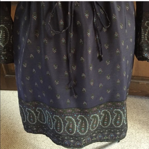 3/$18 SALE NWOT long sleeve pattern boutique dress - Picture 3 of 5