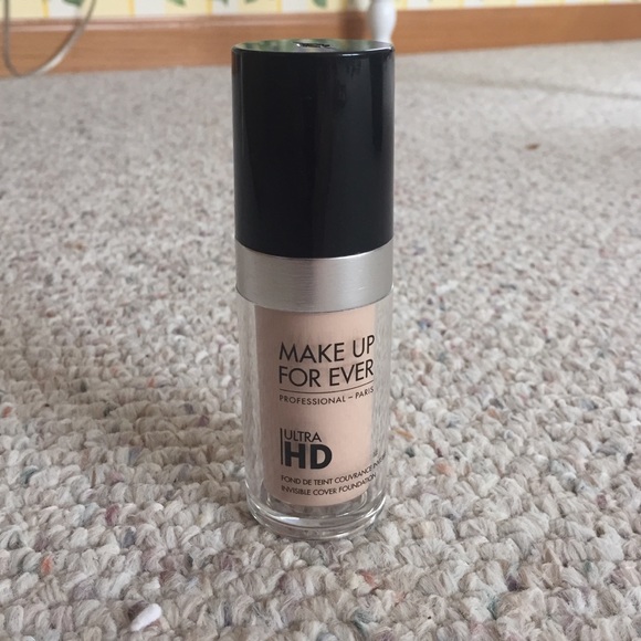 Makeup forever ultra hd foundation