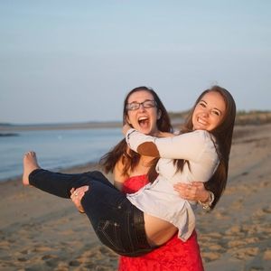 Meet your Posher, Leah