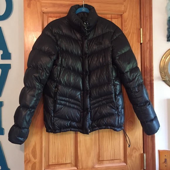 Perfect condition TNF Puffer coat