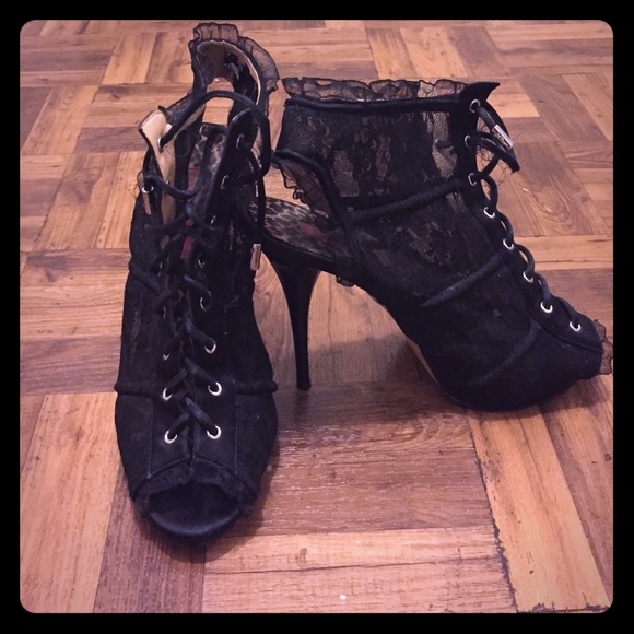 Betsey Johnson Corset Heels Sz10 - Picture 1 of 4